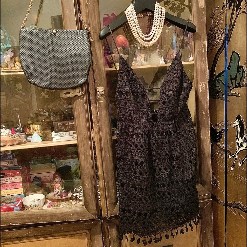 BEBE lace cocktail dress. Size 6. New. No tags.